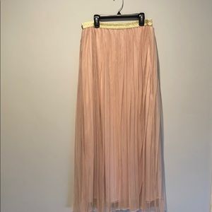 LC Lauren Conrad tulle maxi skirt